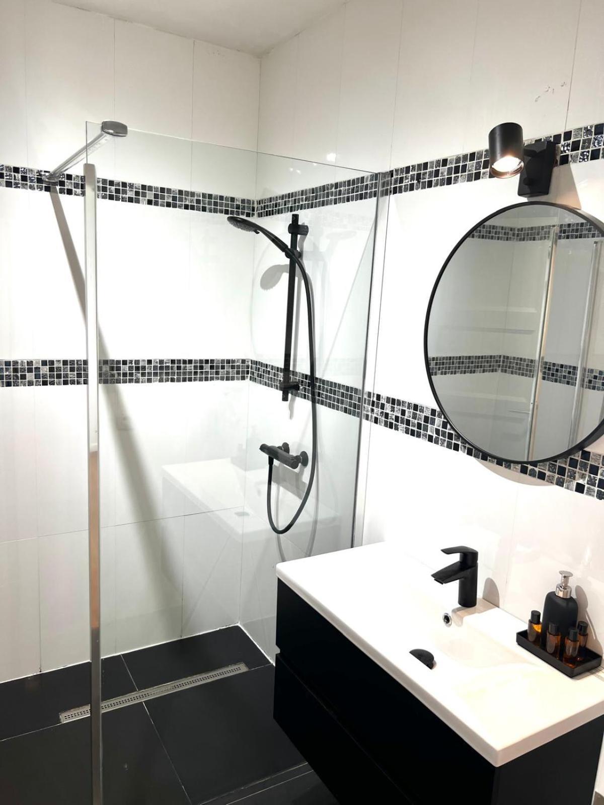 Wolu Suites Брюссель Экстерьер фото