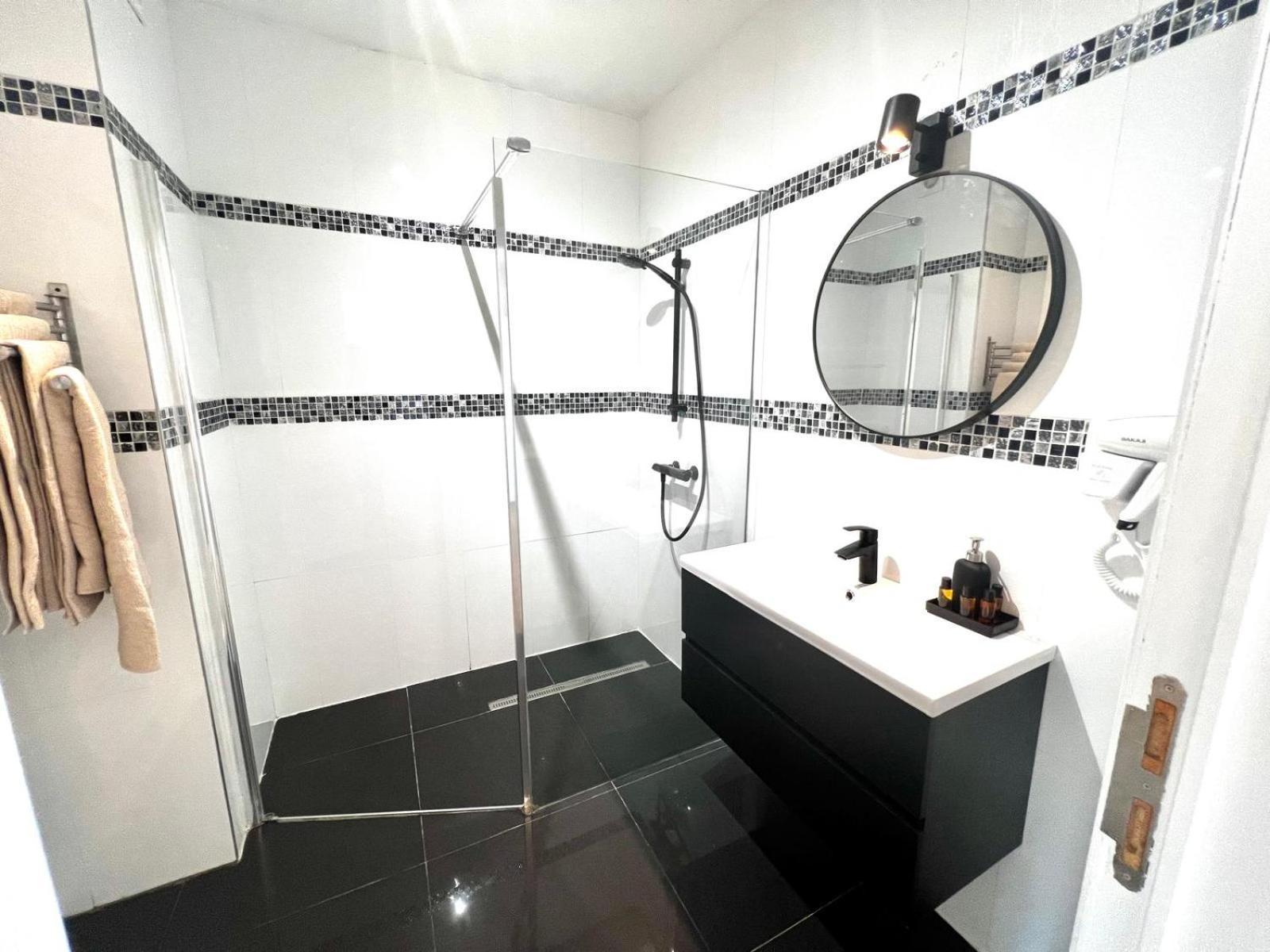 Wolu Suites Брюссель Экстерьер фото